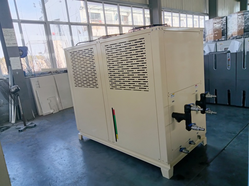 Combined Heating and Cooling Unit