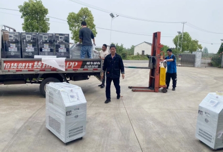 Daily Delivery | 8 Units of Water Mold Temperature Controllers Ready for Shipment